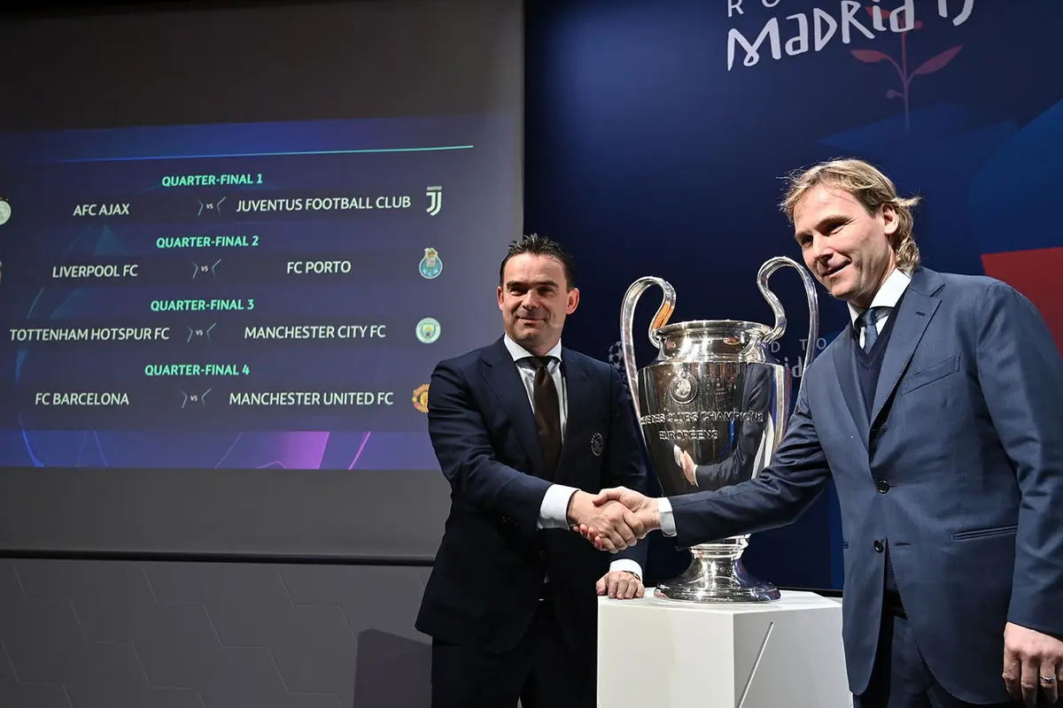 Marc Overmars dan Pavel Nedved