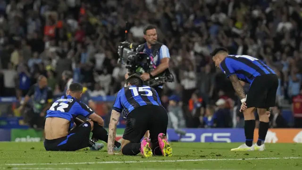 Salam Nol Trofi dari Curva Sud AC Milan buat Inter Milan