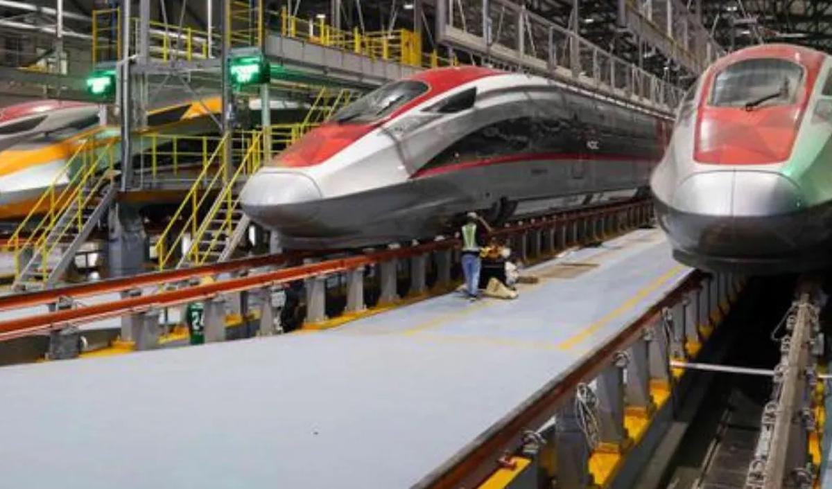"Iya, tentunya kan kereta cepat jadi skala prioritas. Itu saya baru mintakan asdep saya. Mana programnya. Ini biar kami jaga dari semua sisi dengan mengacu pada semua aturan yang ada," tutur Rosan.