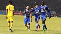 Makan Konate, Firman Utina, dan Atep Rizal (Yoppy Renato/Liputan6.com)