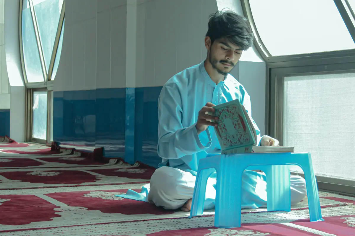 Mengapa Kita Harus Istiqomah? Simak Pula Pengertian dan Contohnya dalam Islam