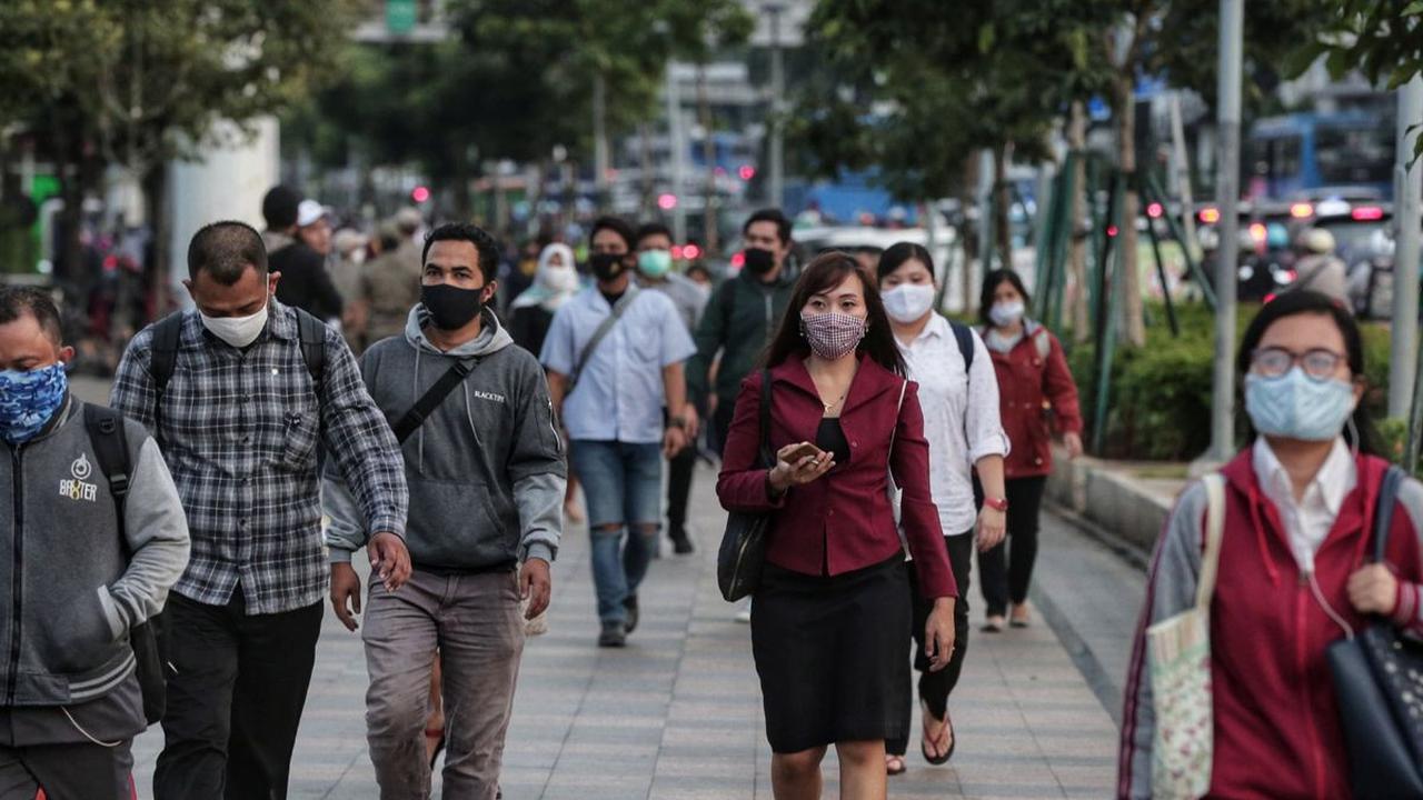 Selain itu, migrasi besar juga akan menciptakan kekhawatiran pada harapan dari bonus demografi, kata Bhima, yang diperkirakan memuncaknya pada tahun 2030.