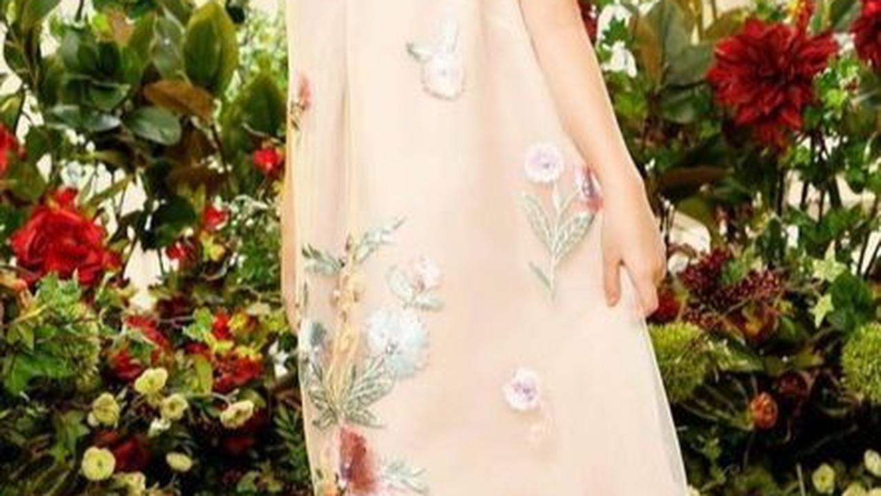 Ini potret Sienna dengan gaun bak princess. Ia terlihat semakin cantik di usianya yang semakin bertambah.