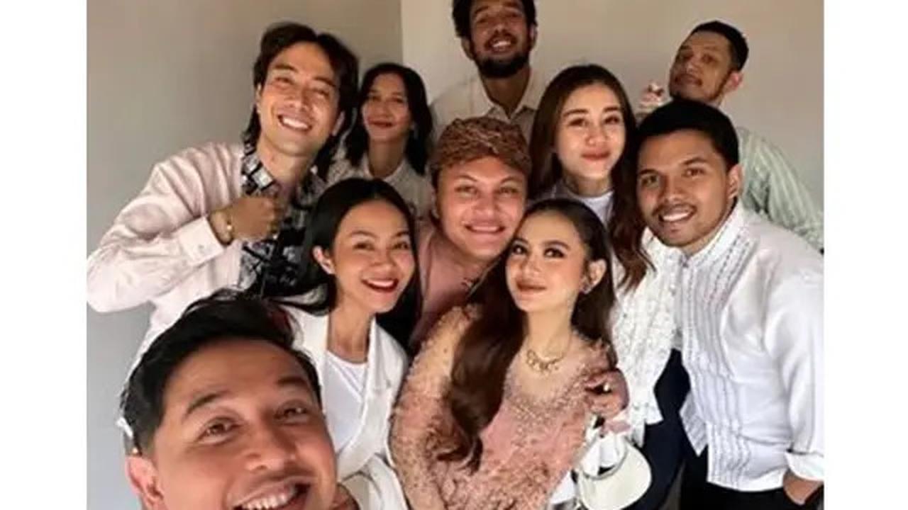 7 Potret Tamu Artis di Tasyakuran 7 Bulanan Mahalini, Lyodra Gandeng Randy Martin