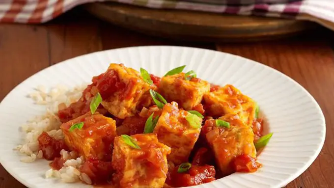 Sambal goreng tahu/copyright readyseteat.com