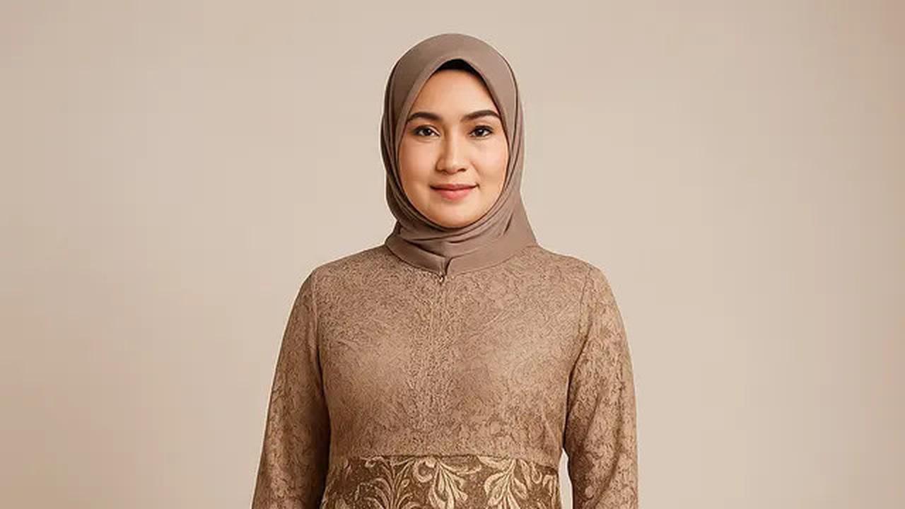 7 Model Gamis Batik Kombinasi untuk Wanita Usia 40-an,Tampil Elegan dan Kekinian