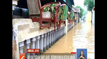 Hingga Senin pagi, ketinggian banjir yang bervariasi mencapai setengah hingga 1 meter. Kondisi ini mengakibatkan aktivitas warga terganggu.