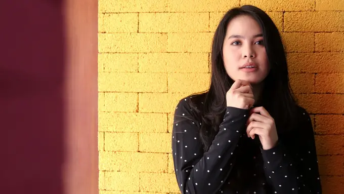 [Bintang] Ghaitsa Kenang Curahkan Impian di Single Balon Udara