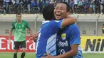 Persib Bandung meraih kemenangan 4-1 atas New Radiant pada pertandingan perdana penyisihan Grup H AFC Cup 2015, di Stadion Si Jalak Haroepat, Bandung, Rabu (25/2/2015). (Liputan6.com/Herman Zakharia)