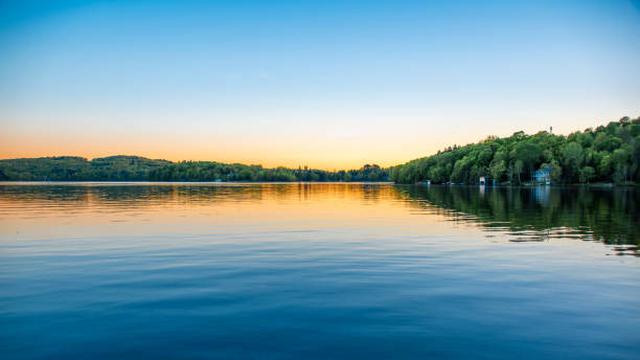 Ilustrasi Telaga Kautsar (sumber : Pixabay)