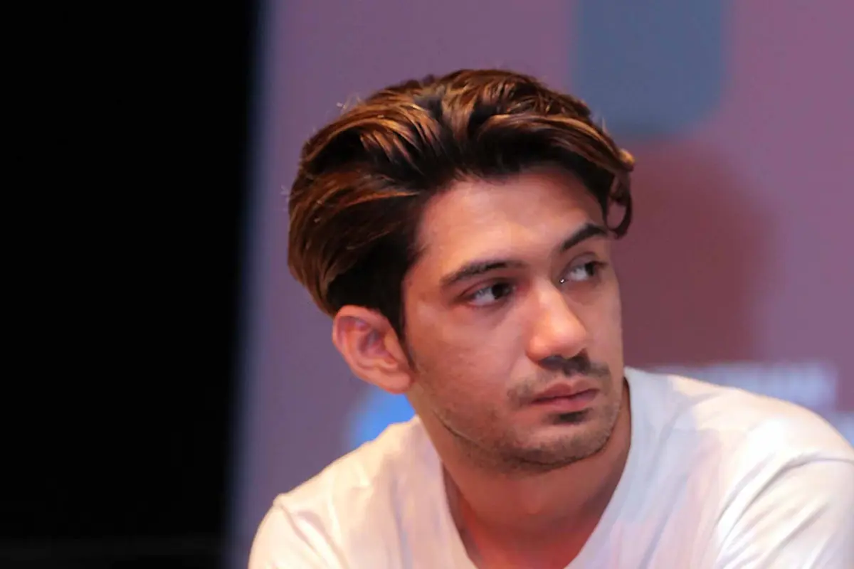 [Bintang] Reza Rahadian