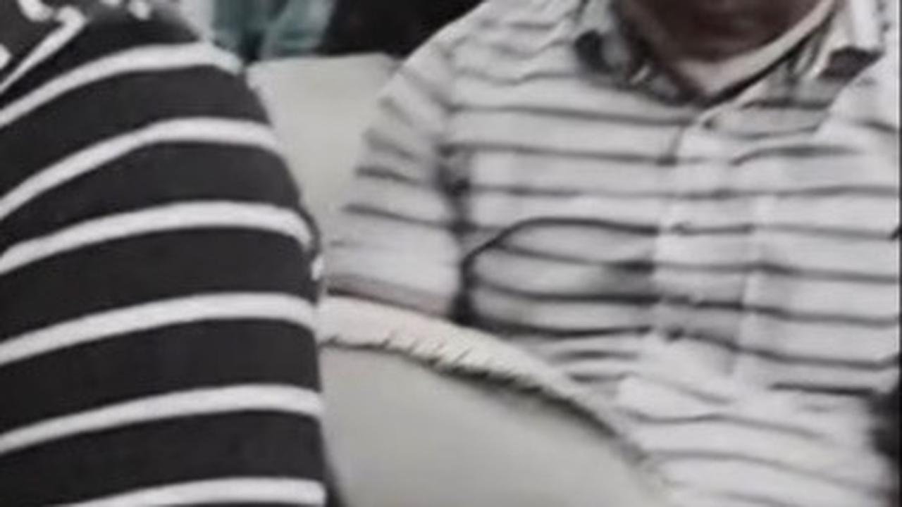 Viral Momen ‘Tukang Cilok’ dan ‘Tukang Batagor’ Ikut Rapat Polisi, Warganet: Kijang Satu Ganti