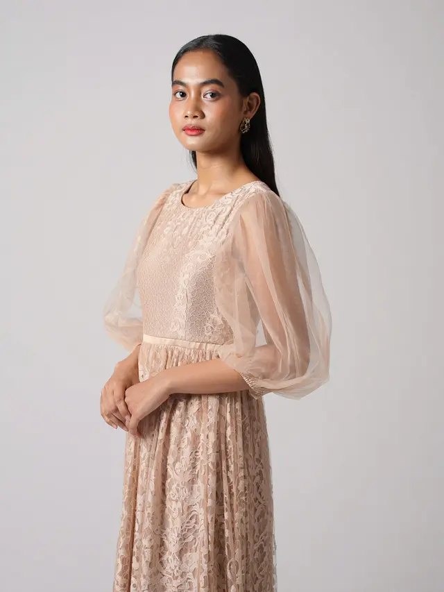 Longdress Kombinasi Brokat Lengan Balon