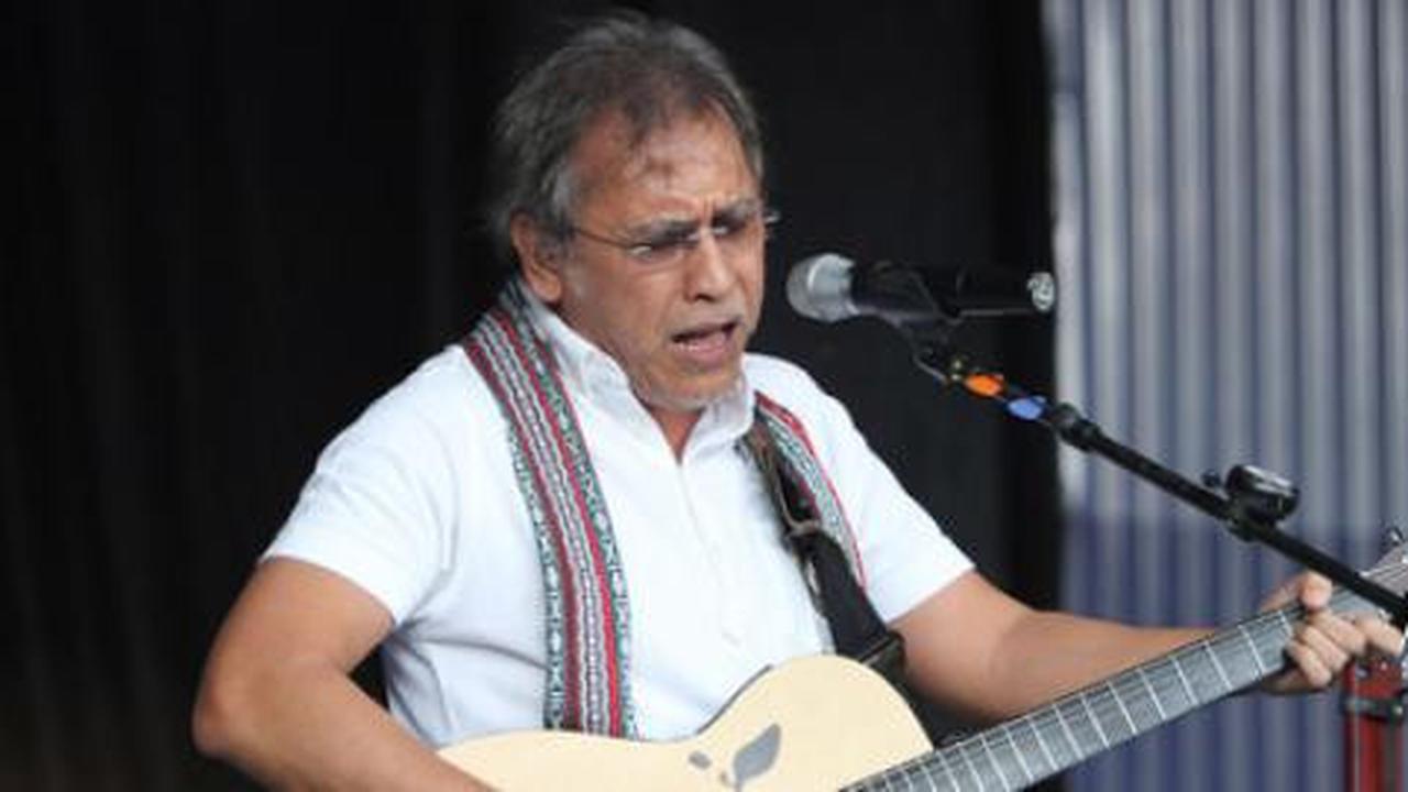 Iwan Fals sayangkan Slank batal tampil di Soundrenaline 2012
