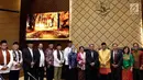 Ketua Komisi V Fary Djemy Francis bersama Anggota Komisi V dan Menteri Perhubungan Budi Karya Sumadi serta Jajaran Kementerian Perhubungan melakukan foto bersama sebelum Rapat Kerja dengan Komisi V DPR di Kompleks Parlemen, Senayan, Jakarta, Selasa (3/9/2019). (Liputan6.com/Johan Tallo)