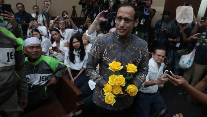 Hakim Sebut Nadiem Ganti Pejabat yang Menolak Chromebook