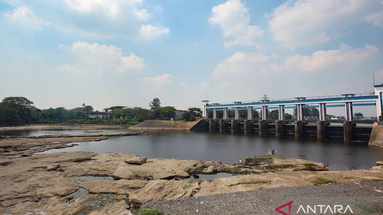 DPUPR Tangerang Gencarkan Normalisasi Sungai Selama Kemarau untuk Mitigasi Banjir