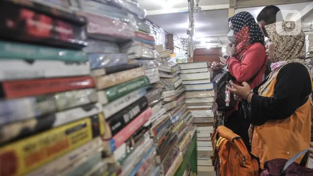 Penjualan Buku Sekolah Meningkat