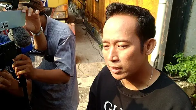 Denny Cagur.  (M. Altaf Jauhar/ Liputan6.com)