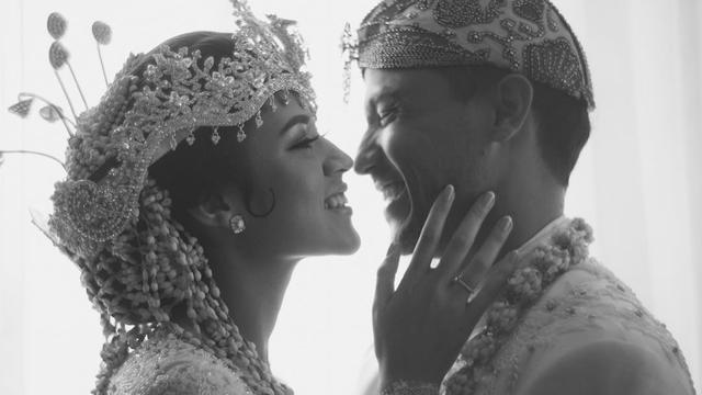 [Bintang] Raisa dan Hamish Daud