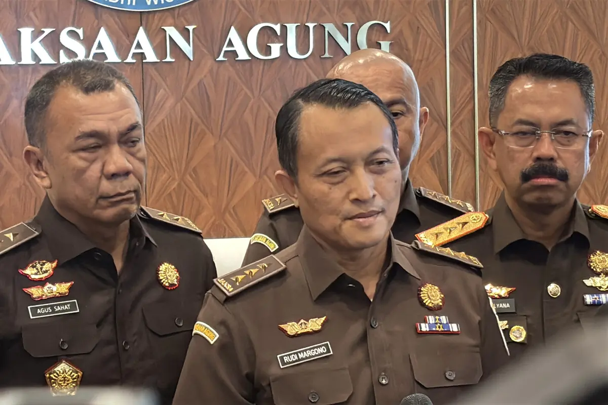 Jaksa Agung Muda Pengawasan (Jamwas) Rudi Margono usai menghadiri pelantikan pejabat eselon I Kejaksaan Agung di Jakarta.