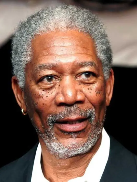 "Jika kami tahu ia datang,   kamu takkan berpakaian seksi," ujar salah satu korbannya. (instagram/morgan.freeman.offic  ial)