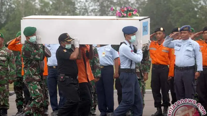 Kerabat AirAsia QZ8501: Kami Sudah Ikhlas Terima Kepergian Abah..