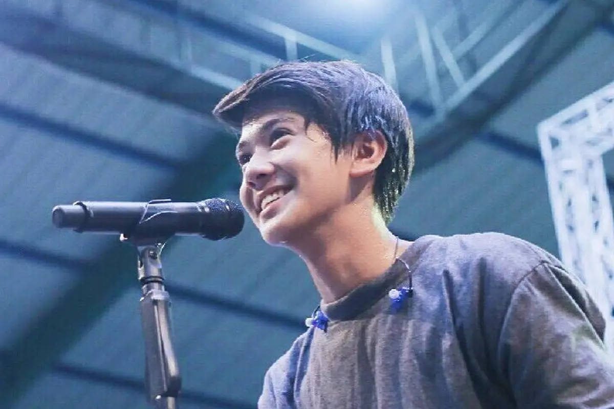 [Bintang] Iqbaal Ramadhan