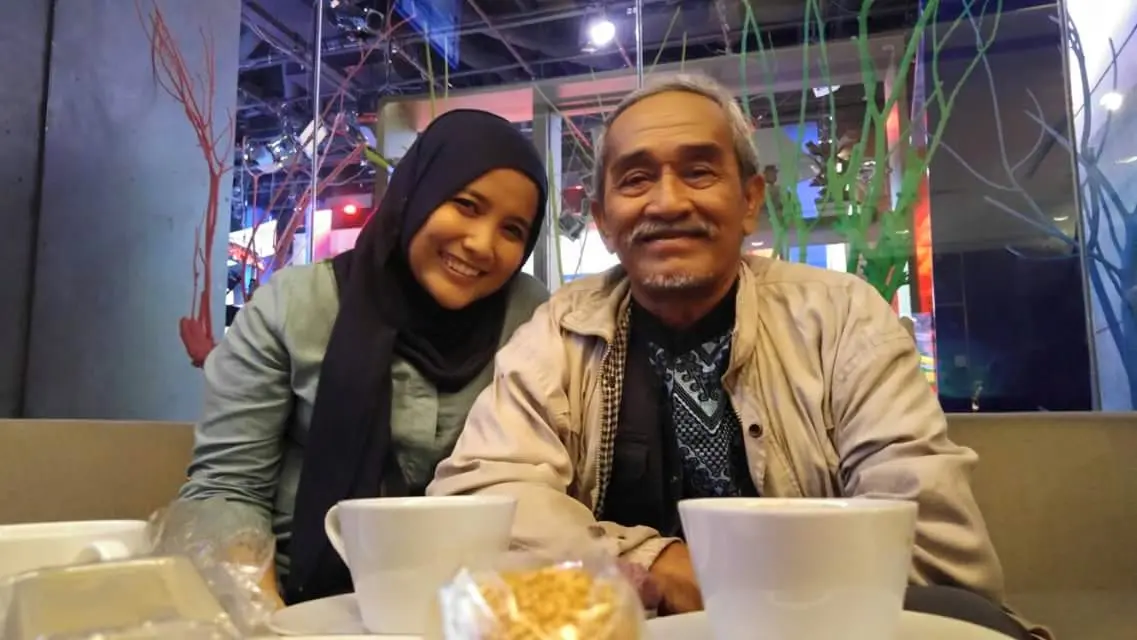 Pak Sholeh dan Dewi | Sumber Foto: facebook.com/merybaik