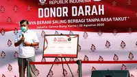 Ketua Umum PMI Jusuf Kalla (JK) meminta semua pihak menunggu keputusan BPOM RI terkait izin edar dan produksi kombinasi obat COVID-19 saat hadiri donor darah di Gelora Bung Karno Jakarta, Minggu (23/8/2020). (Dok Tim Komunikasi Jusuf Kalla)