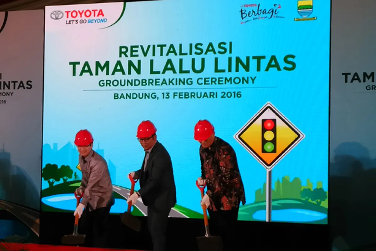 Toyota Guyur Rp 9 M untuk Revitalisasi Taman Lalu Lintas Bandung