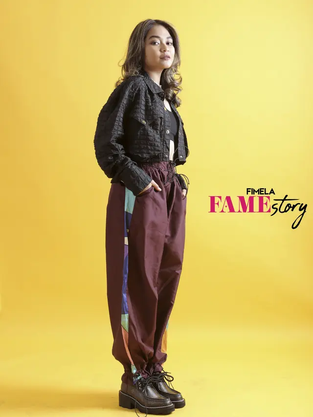 Famestory Regina Poetiray. (Foto: Bambang E. Ros, Digital Imaging: Nurman Abdul Hakim/Fimela)