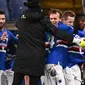 Striker Sampdoria, Keita Balde (kanan) melakukan selebrasi bersama rekan setim usai mencetak gol kedua timnya ke gawang Inter Milan dalam laga lanjutan Liga Italia 2020/21 pekan ke-16 di Luigi Ferrari Stadium, Rabu (6/1/2021). Sampdoria menang 2-1 atas Inter Milan. (AFP/Marco Bertorello)