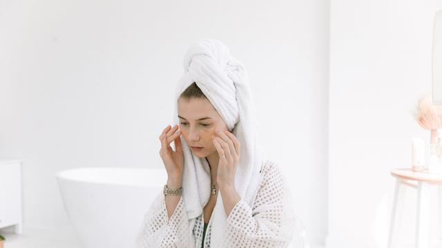 Ilustrasi perawatan kulit