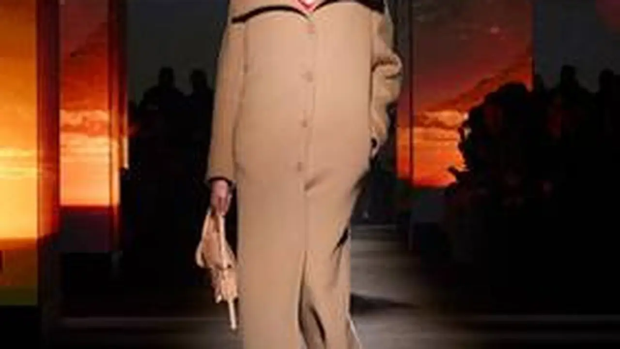 Balenciaga Rilis Koleksi Winter 2026 “ClairObscur”, Terinspirasi Kontras Cahaya dan Gelap Kehidupan
