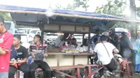 Jelang PSMS Vs Persija Warung Angkringan Laris Manis Diserbu Suporter
