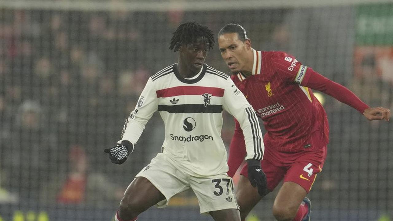 Paul Scholes Sentil Ruben Amorim: Kenapa Sih Ngotot Cadangin Kobbie Mainoo?