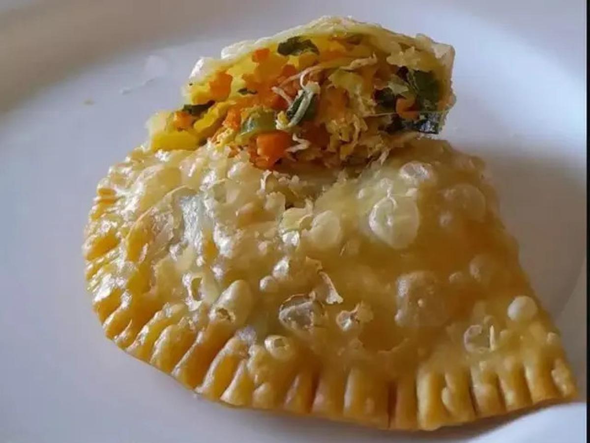 3 Resep Kreas Pastel Aneka Isi dari Abon sampai Tuna Buat Teman Kudapan