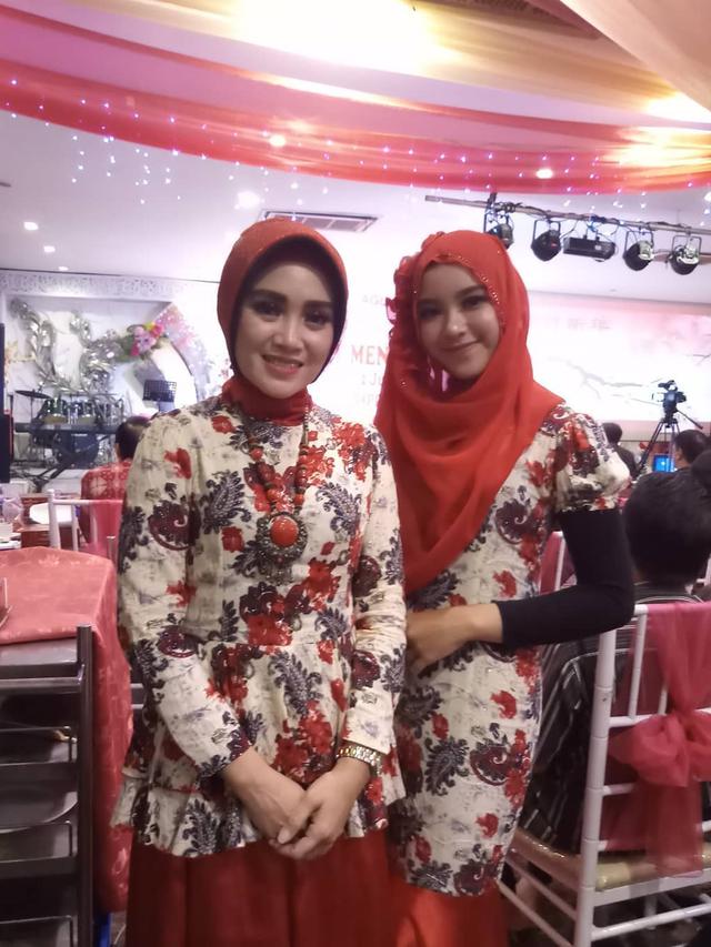 Enggak Kalah Cantik, Ini 6 Pesona Sari Yoshida Ibu Tiara Idol