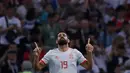 Penyerang Spanyol Diego Costa berselebrasi usai mencetak gol ke gawang Portugal pada pertandingan grup B Piala Dunia 2018 di Stadion Fisht di Sochi, Rusia (15/6). Costa mencetak dua gol di pertandingan tersebut. (AP Photo/Manu Fernandez)