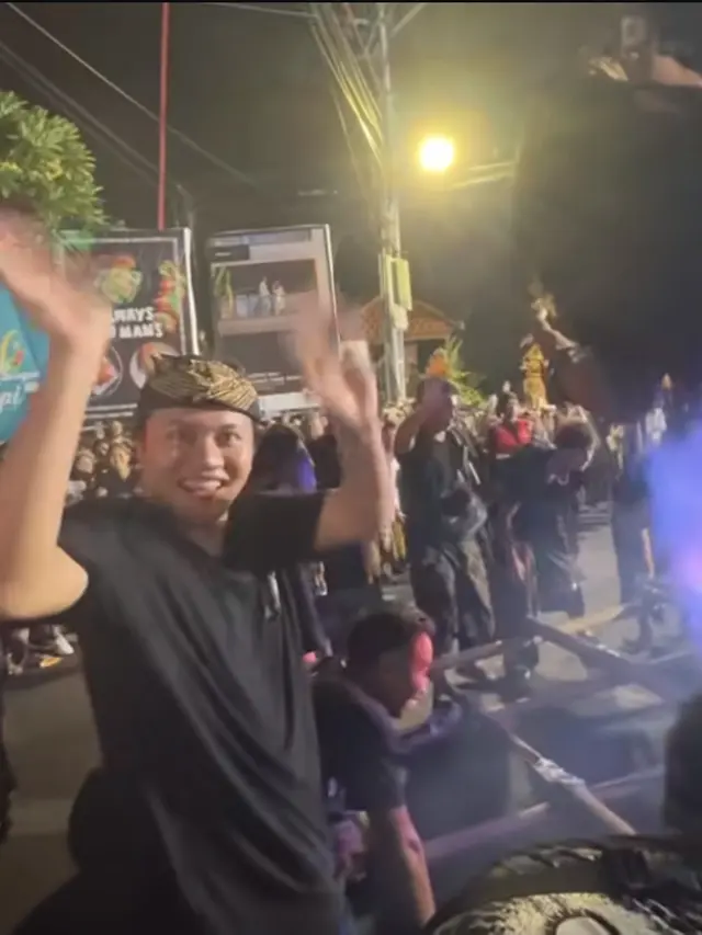 Rizky Febian dan Mahalini Rayakan Nyepi