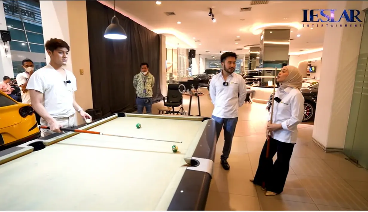Lesti Kejora dan Rizky Billar (Youtube/Leslar Entertainment)