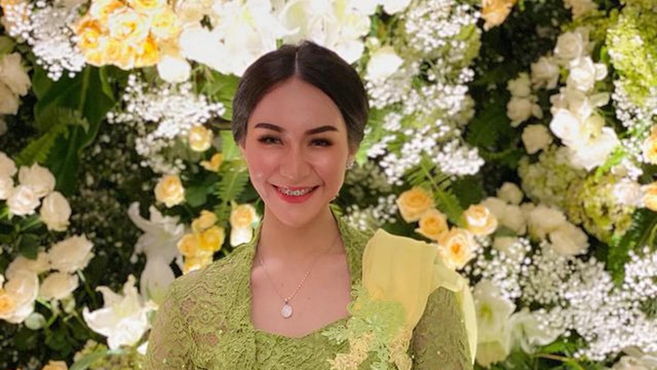 Potret Putri Sirty Cikita Sabunge dalam Balutan Kebaya, Polwan yang Viral karena Tegur Orang yang Sedang Makan