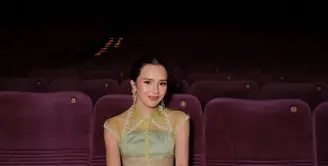 Beby Tsabina bakal kembali menghiasi layar lebar di film bergenre komedi, Jadi Tuh Barang [@bebytsabina]