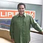 Ketua Tim Kampanye Nasional (TKN) Joko Widodo-Ma'ruf Amin, Erick Thohir berpose usai mengunjungi Kantor Liputan 6 di SCTV TOWER, Jakarta, Senin (10/12). Kunjungan Erick Thohir dalam rangka roadshow ke beberapa media. (Liputan6.com/Herman Zakharia)