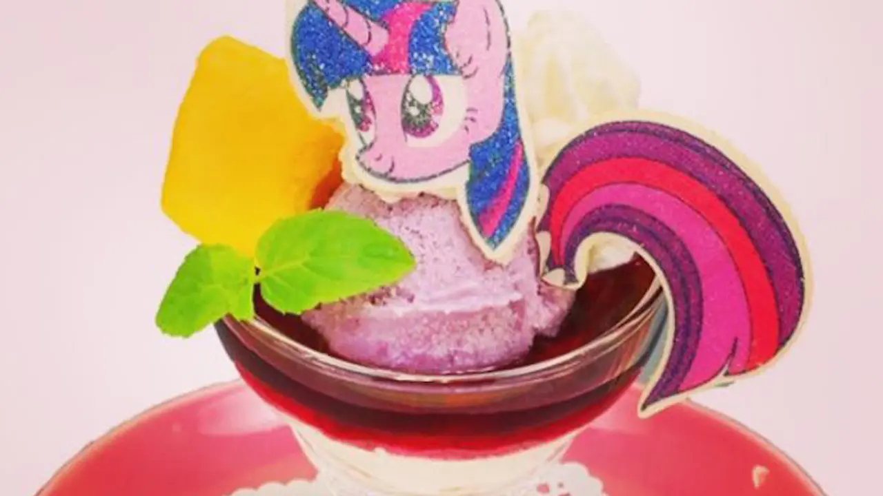 Salah Satu Varian Menu di Cafe My Little Pony, Jepang