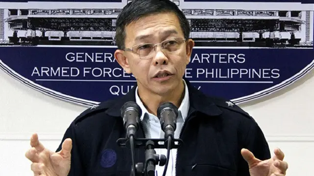 Juru Bicara Angkatan Bersenjata Filipina Brigadir Jenderal Restituto Padilla (AP)
