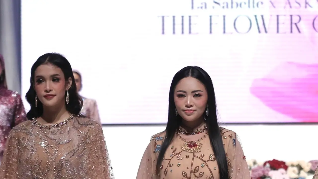Rachel Vennya jadi muse di acara fashion show
