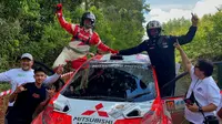 Rifat Sungkar menjadi juara Asia Pasific Rally Championship (APRC) 2022 Danau Toba (Reza Efendi/Liputan6.com)