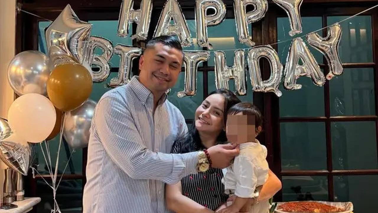 7 Potret Mawar AFI dan Kevin Wazeng Didoakan Berjodoh, Pacar Dikenal Tajir